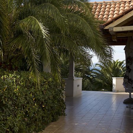 Villa Bunta Sutivan Exterior photo